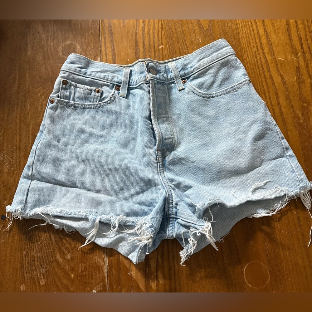 Levi’s Light Blue Denim Women Shorts